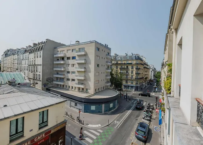 Charming Renovated Apartment
